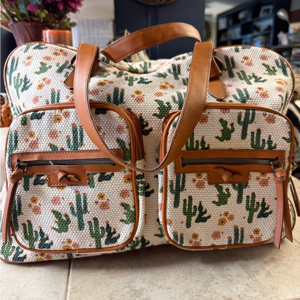 Tote overnight weekender bag